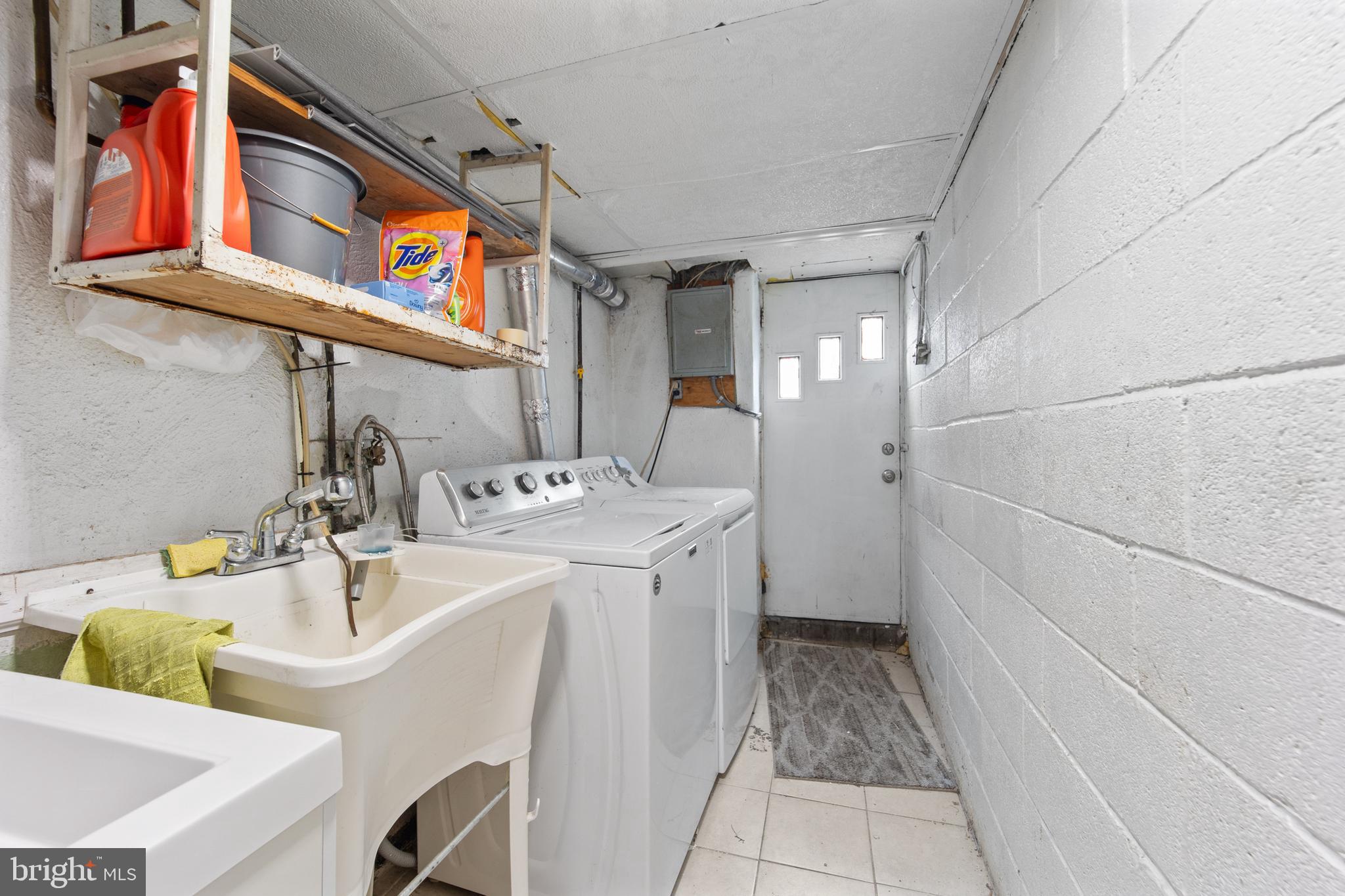 PHILADELPHIA (NORTHWEST) - Residential