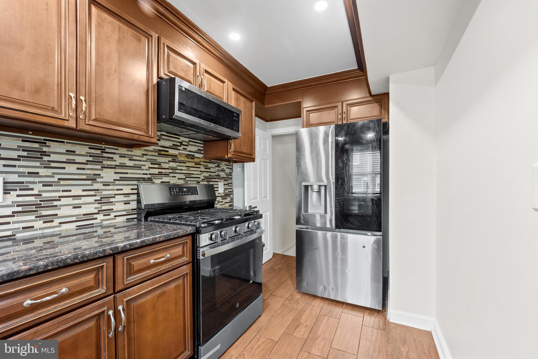 PHILADELPHIA (NORTHWEST) - Residential