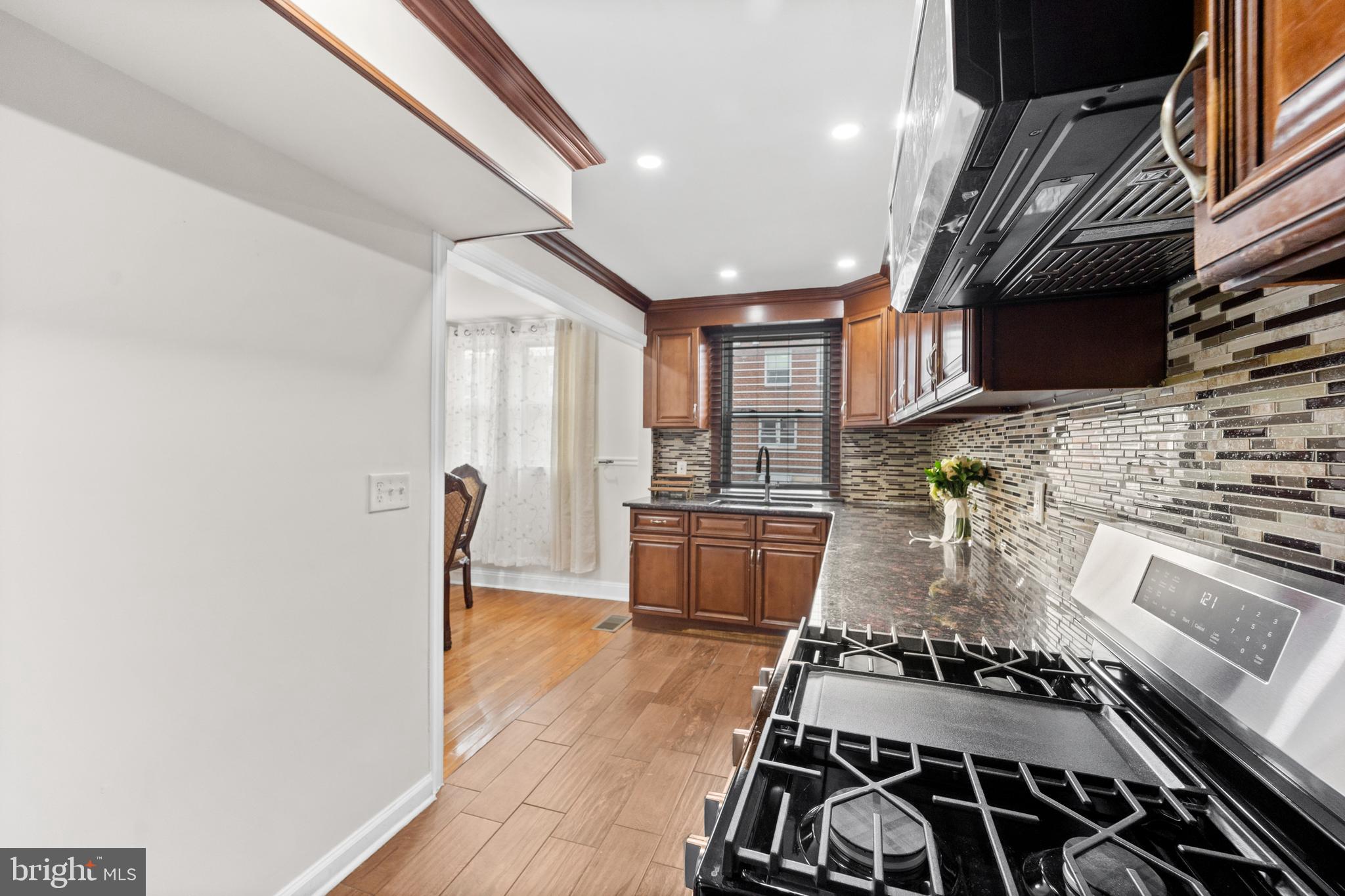 PHILADELPHIA (NORTHWEST) - Residential