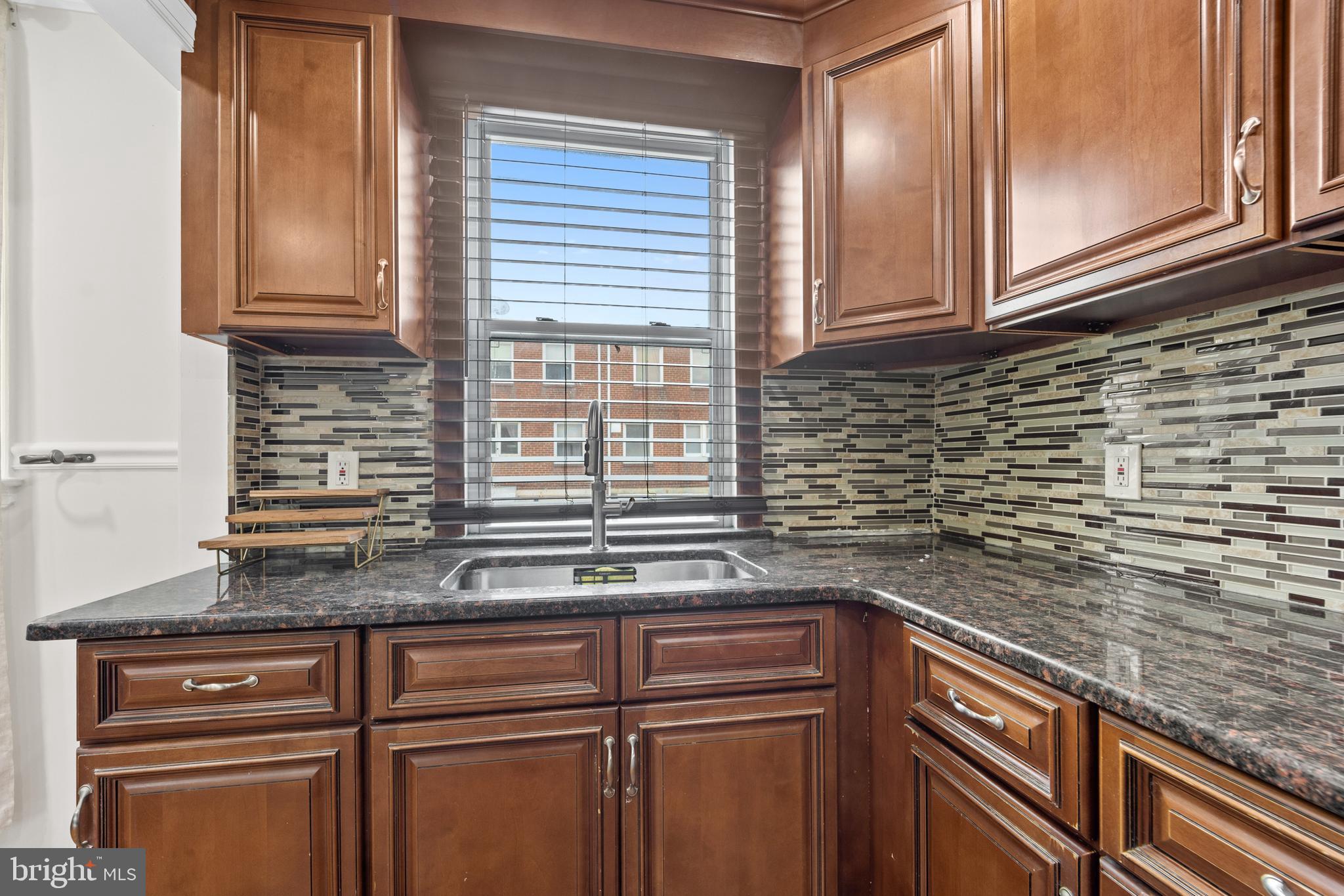 PHILADELPHIA (NORTHWEST) - Residential