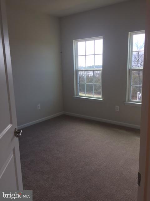 DISCOVERY SQUARE - Residential Lease