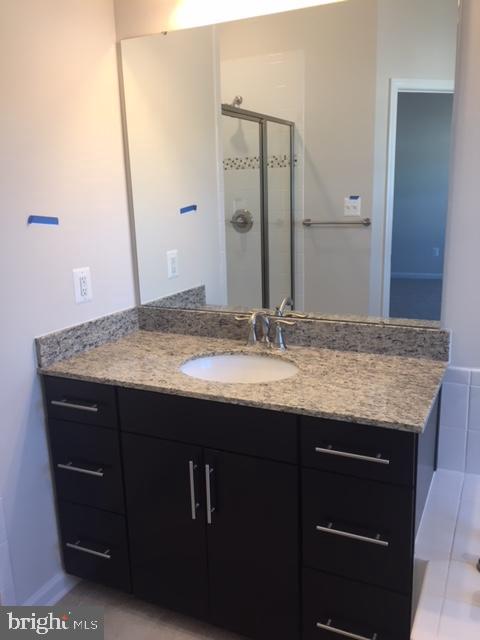 DISCOVERY SQUARE - Residential Lease