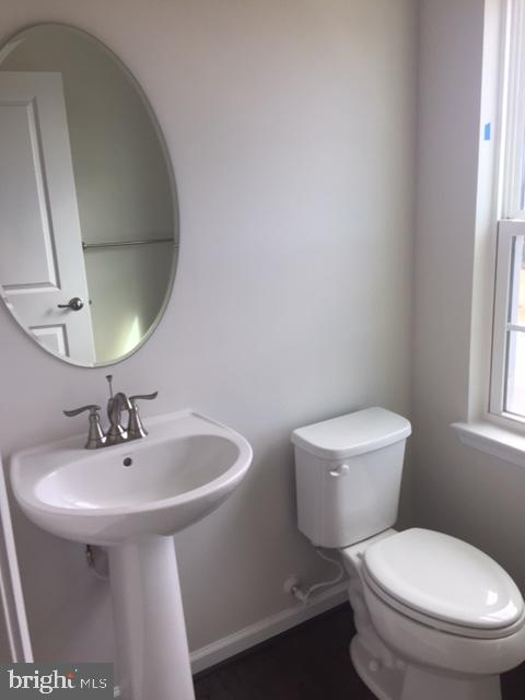 DISCOVERY SQUARE - Residential Lease