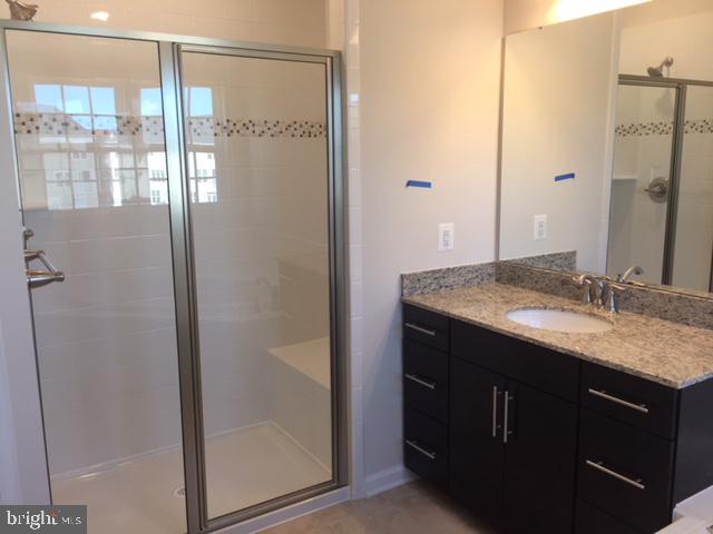 DISCOVERY SQUARE - Residential Lease