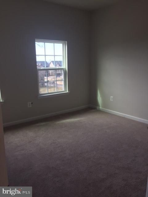 DISCOVERY SQUARE - Residential Lease