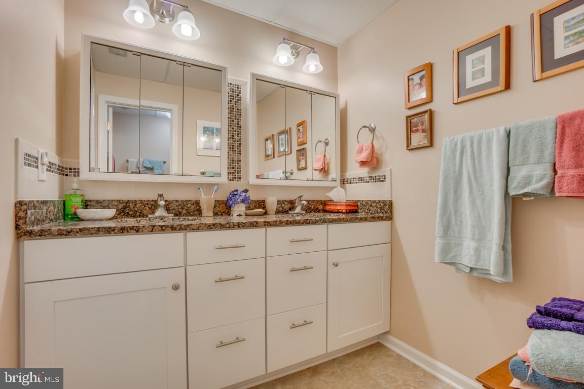 LAKE OF THE WOODS - Residential