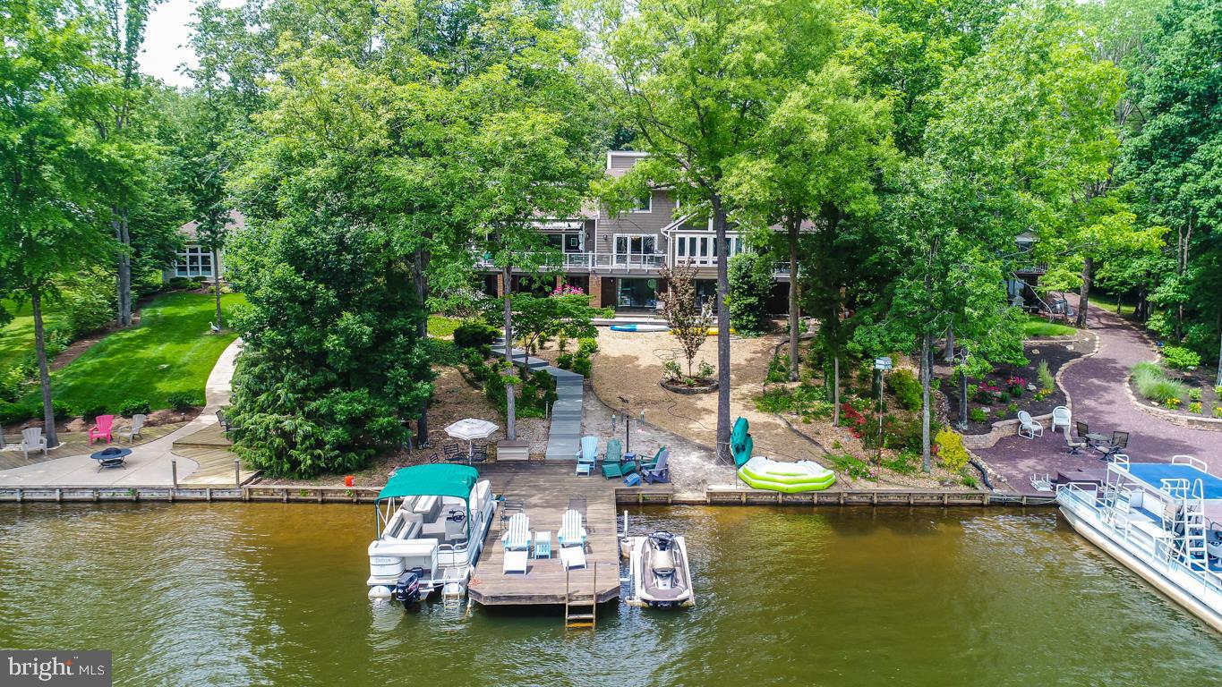 LAKE OF THE WOODS - Residential