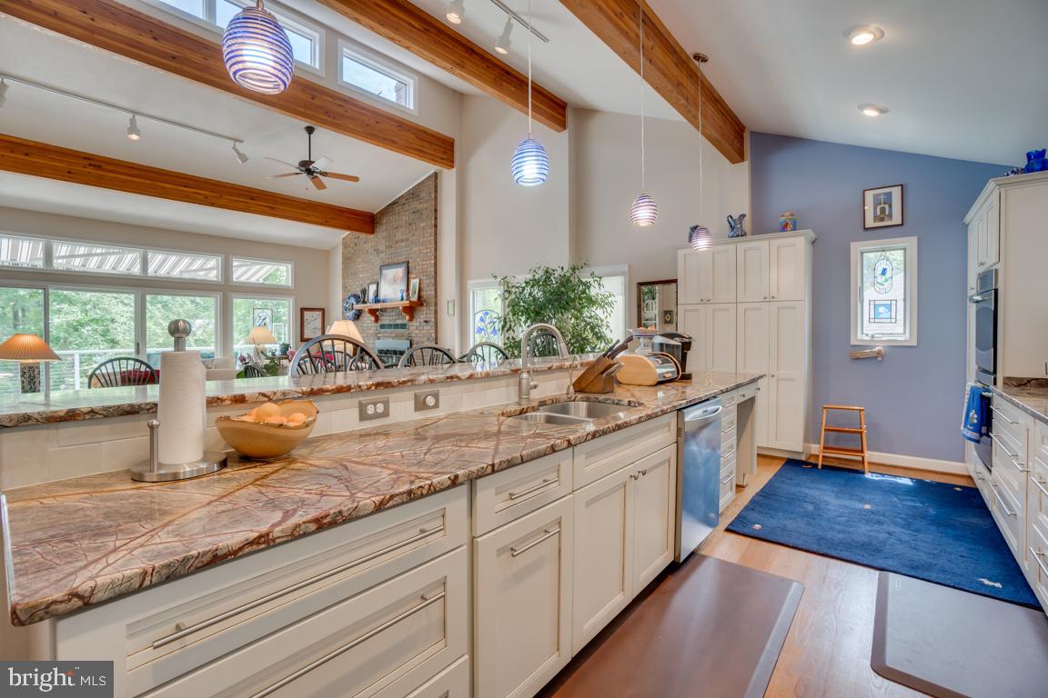 LAKE OF THE WOODS - Residential