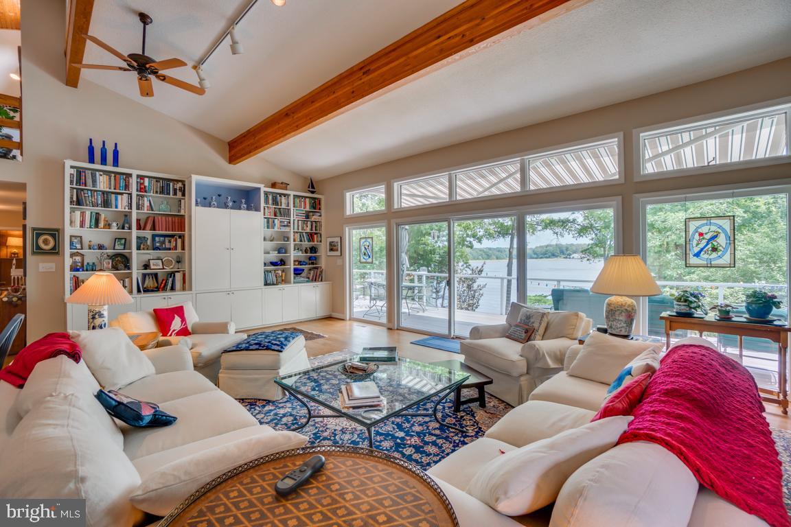 LAKE OF THE WOODS - Residential