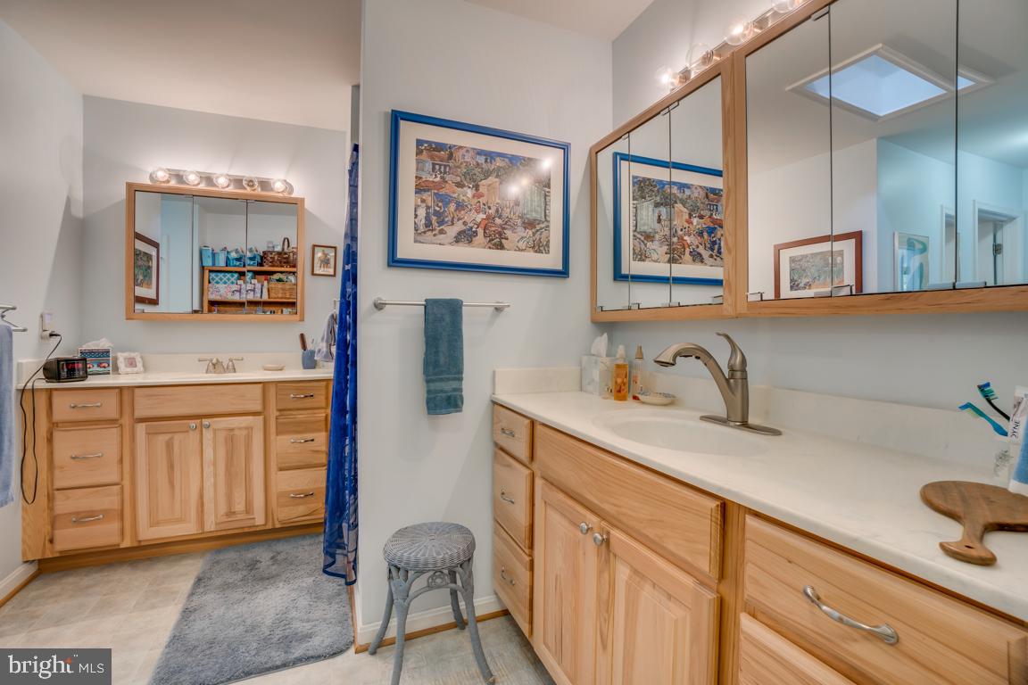 LAKE OF THE WOODS - Residential