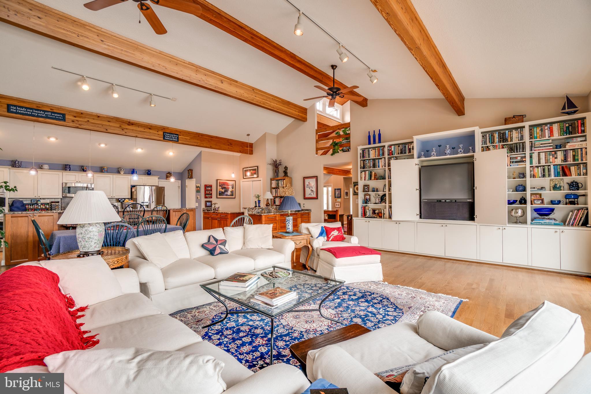 LAKE OF THE WOODS - Residential