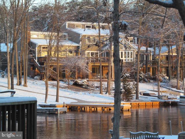 LAKE OF THE WOODS - Residential