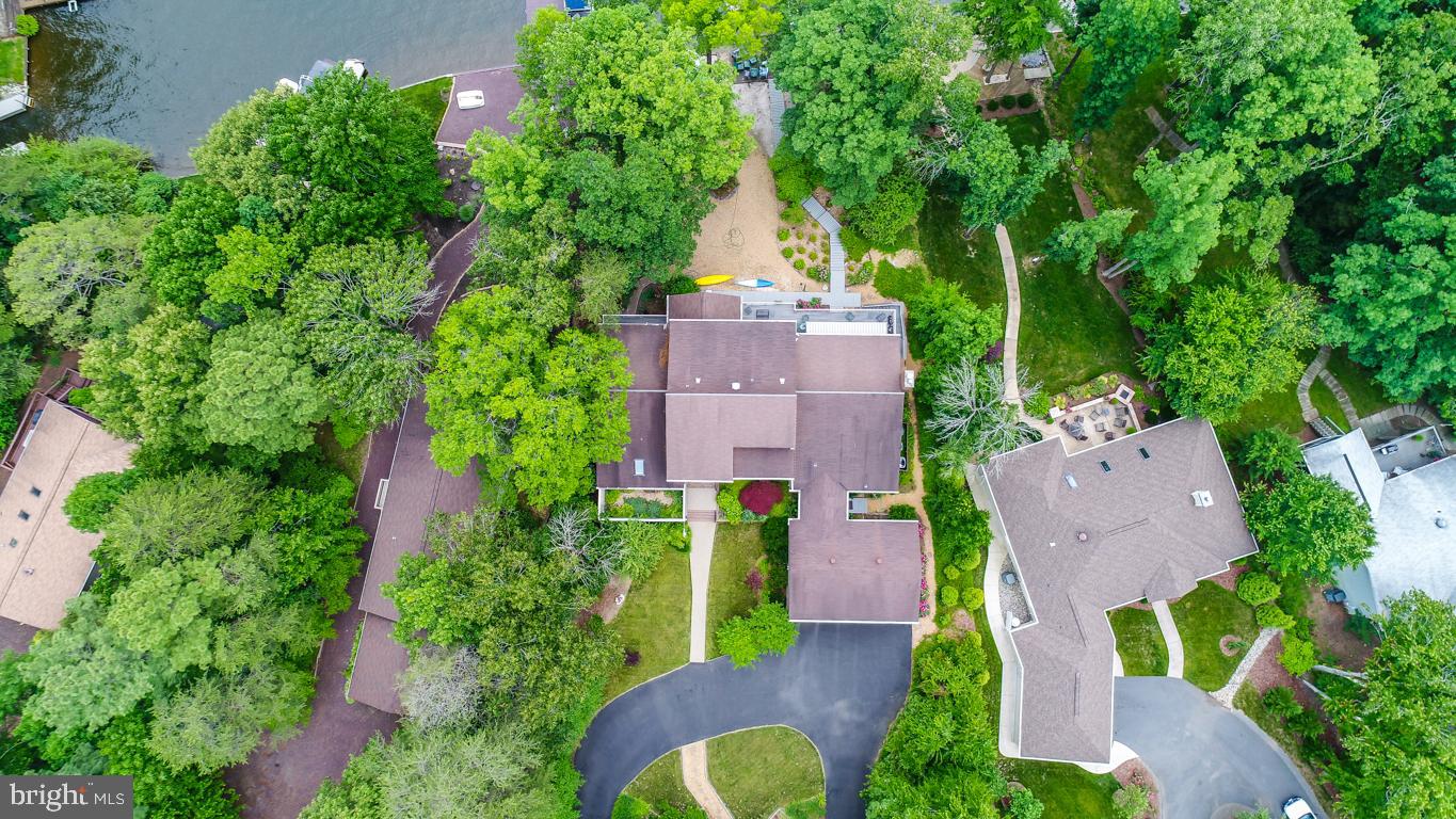 LAKE OF THE WOODS - Residential