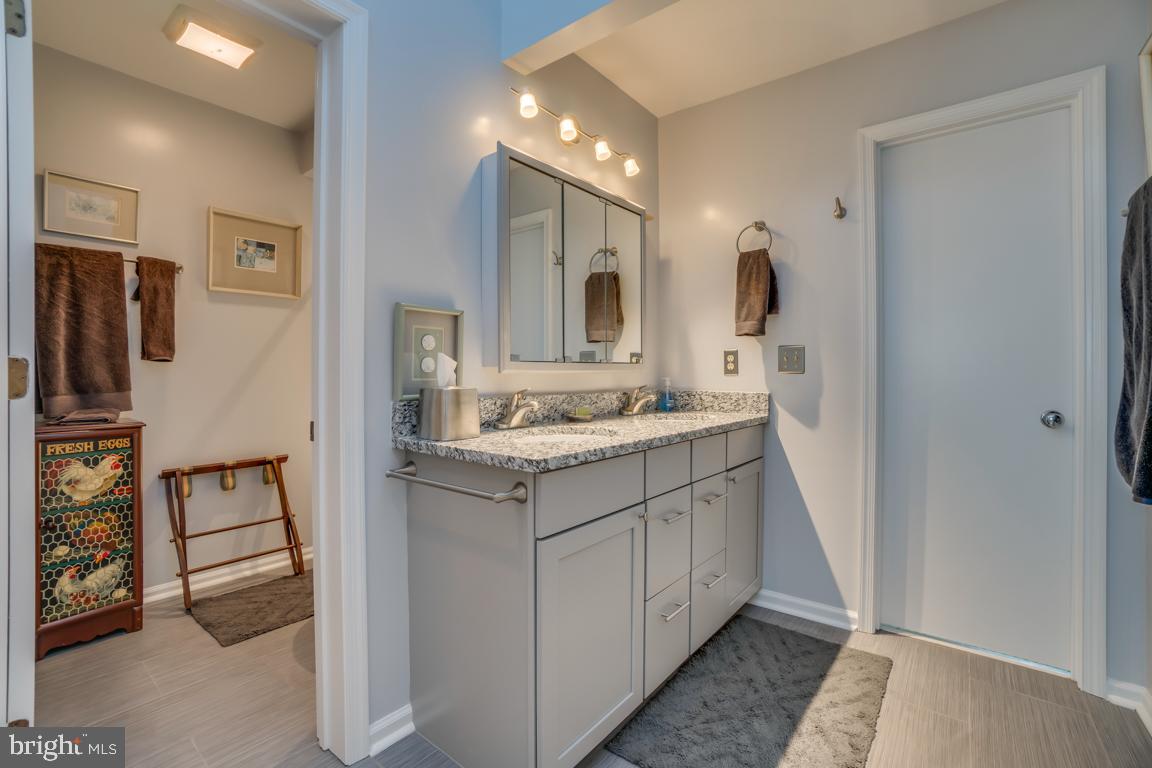 LAKE OF THE WOODS - Residential