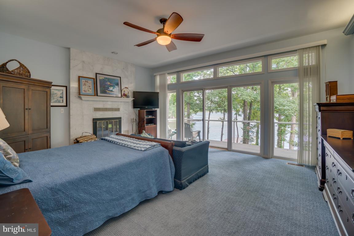 LAKE OF THE WOODS - Residential