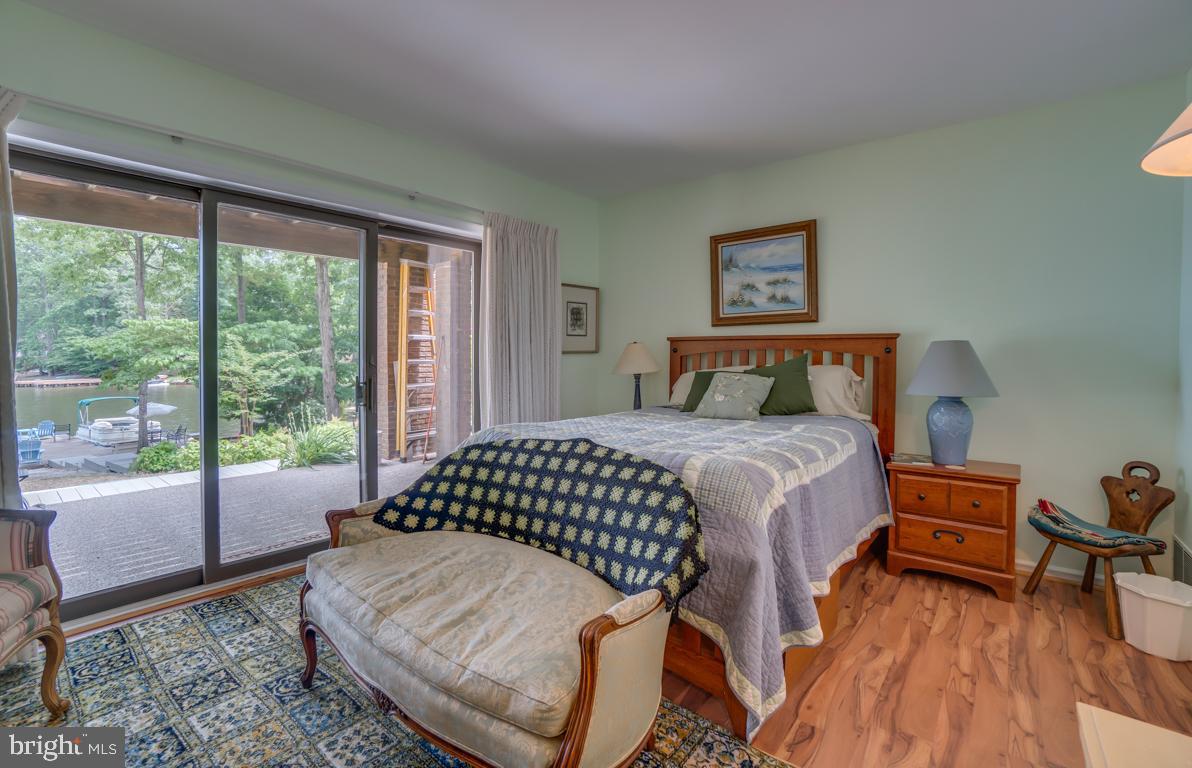 LAKE OF THE WOODS - Residential