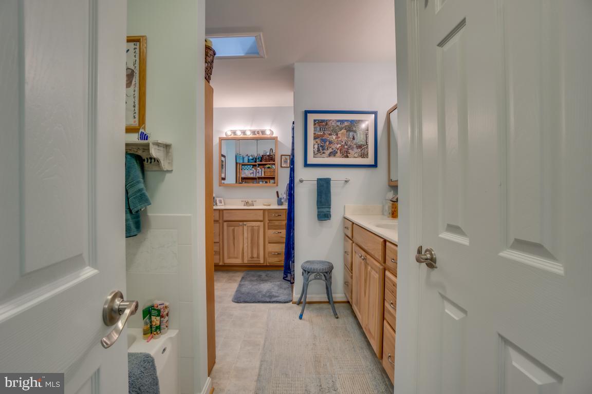 LAKE OF THE WOODS - Residential