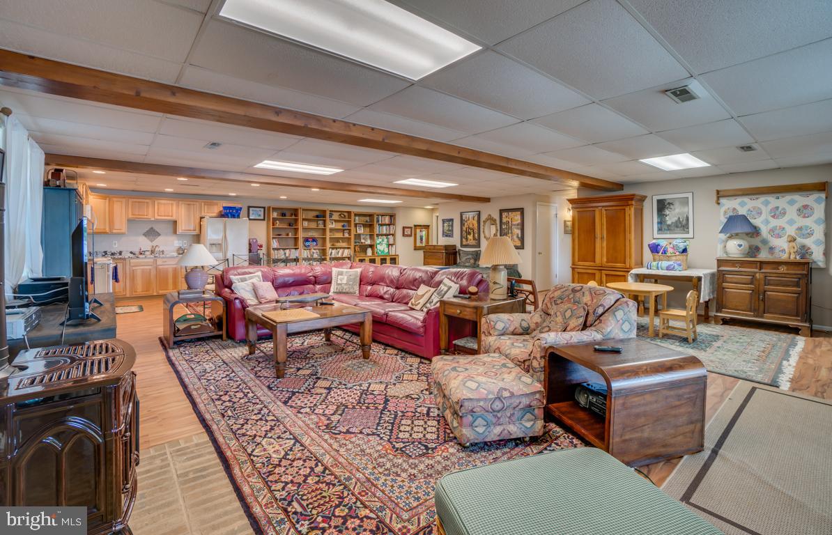 LAKE OF THE WOODS - Residential