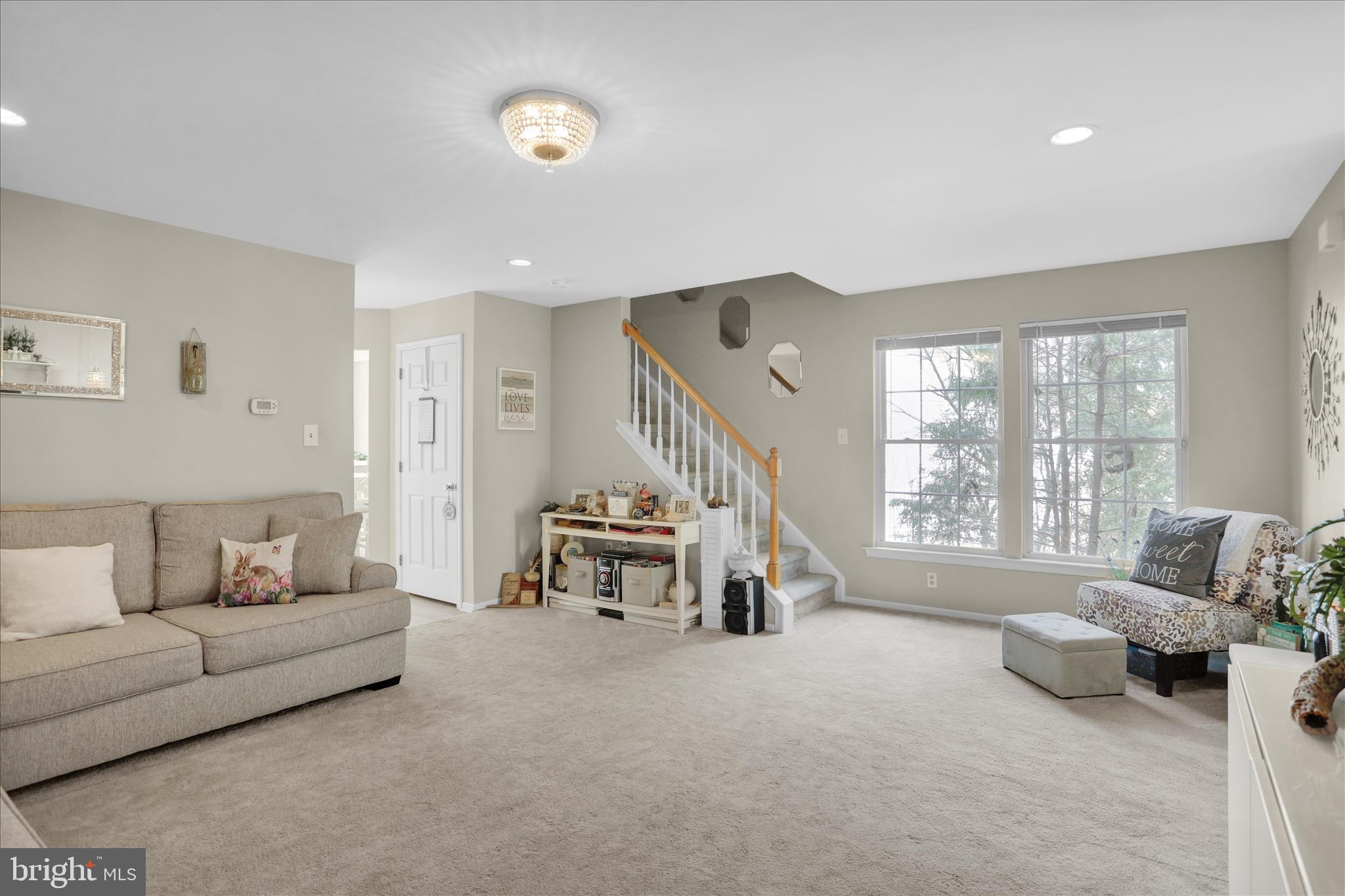 HERITAGE HEIGHTS - Residential