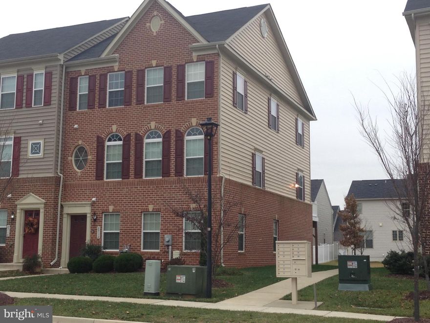 APPROVED SHORT SALE AT LIST PRICE---Home  w/light-filled morning room and deck. Speaker system on all  3 levels. Main level hardwood flooring, gorgeous kitchen with stainless steel appliances and upgraded cabinets. Generous master suite with sitting area, his & her walk-in closets. Master bath with soaking tub/separate shower and tile floor.    **ESTATE SALE*******