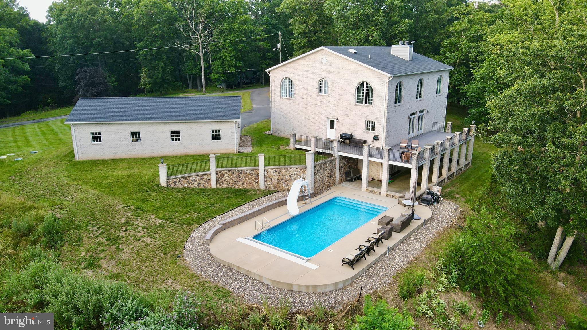 HUNTING RIDGE FOREST - Residential