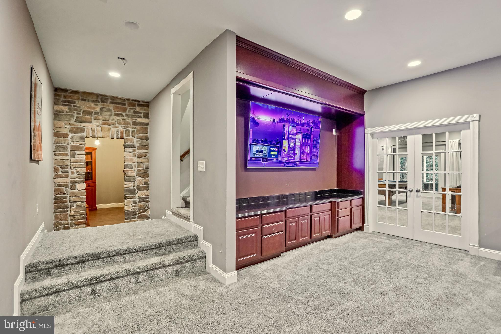 HUNTING RIDGE FOREST - Residential