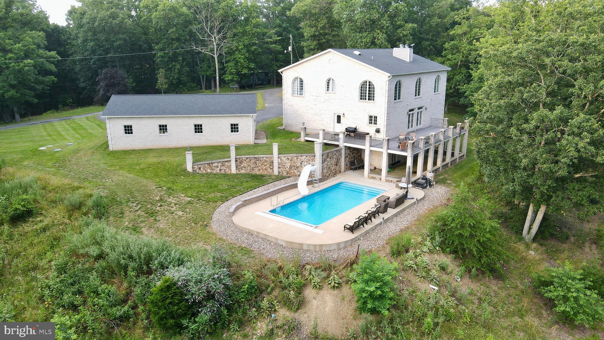 HUNTING RIDGE FOREST - Residential