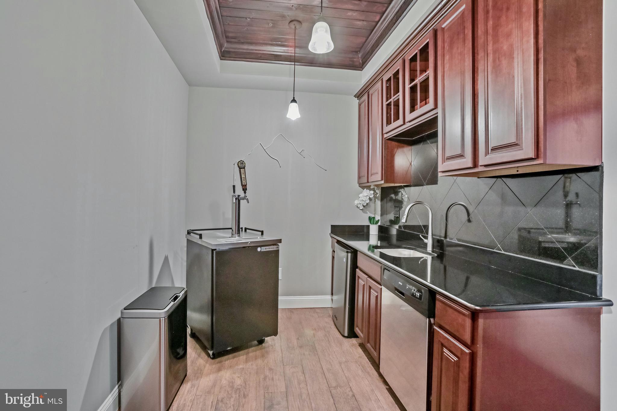 HUNTING RIDGE FOREST - Residential