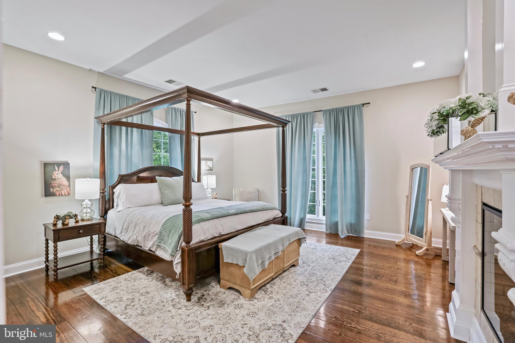 HUNTING RIDGE FOREST - Residential