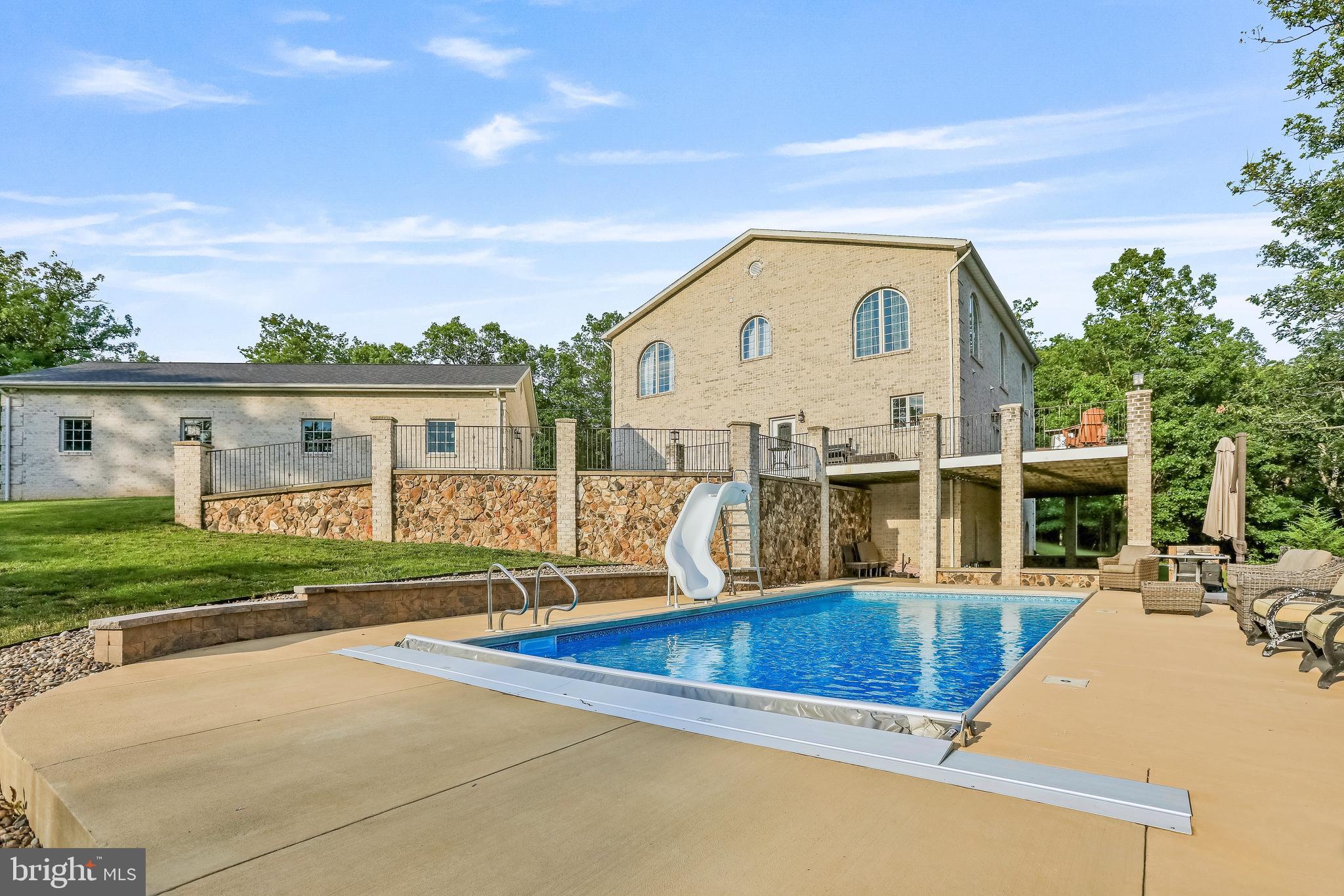 HUNTING RIDGE FOREST - Residential