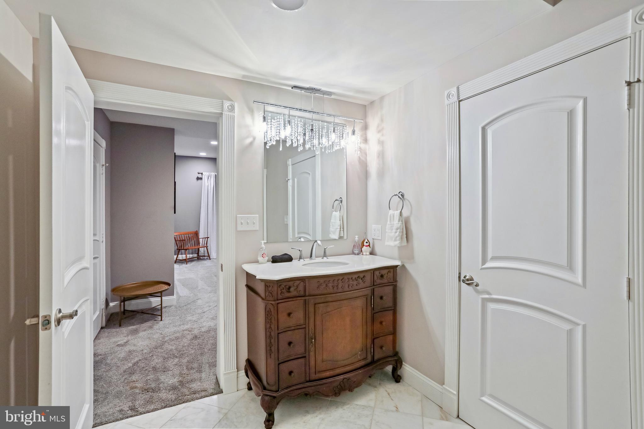 HUNTING RIDGE FOREST - Residential