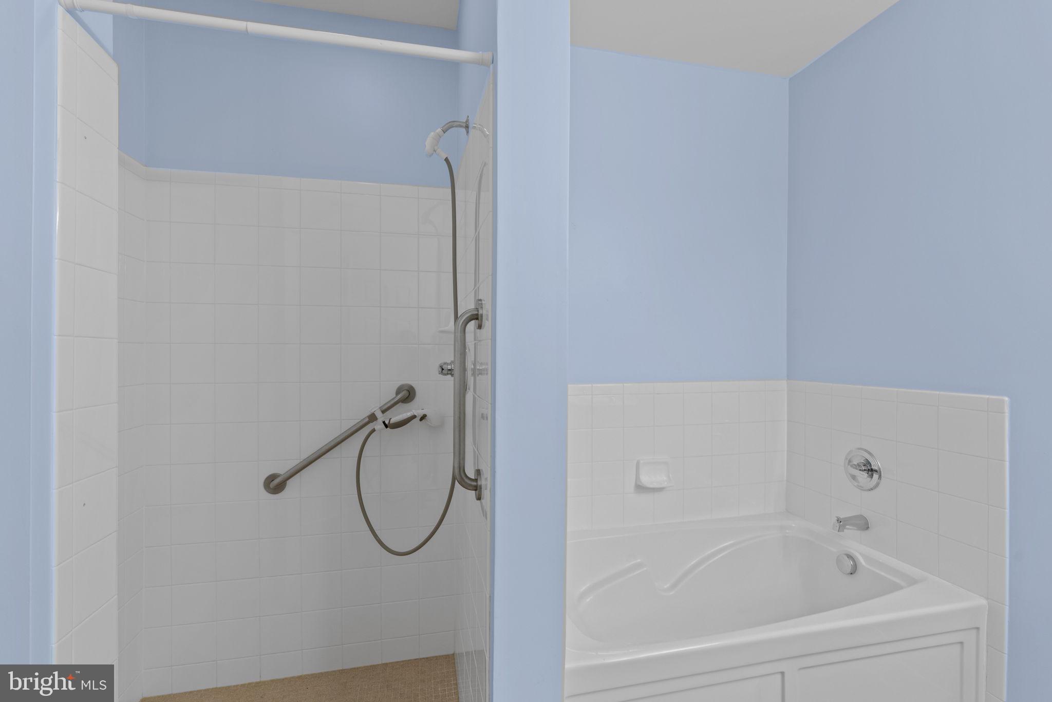 ENCLAVE AT ELLICOTT HILLS - Residential