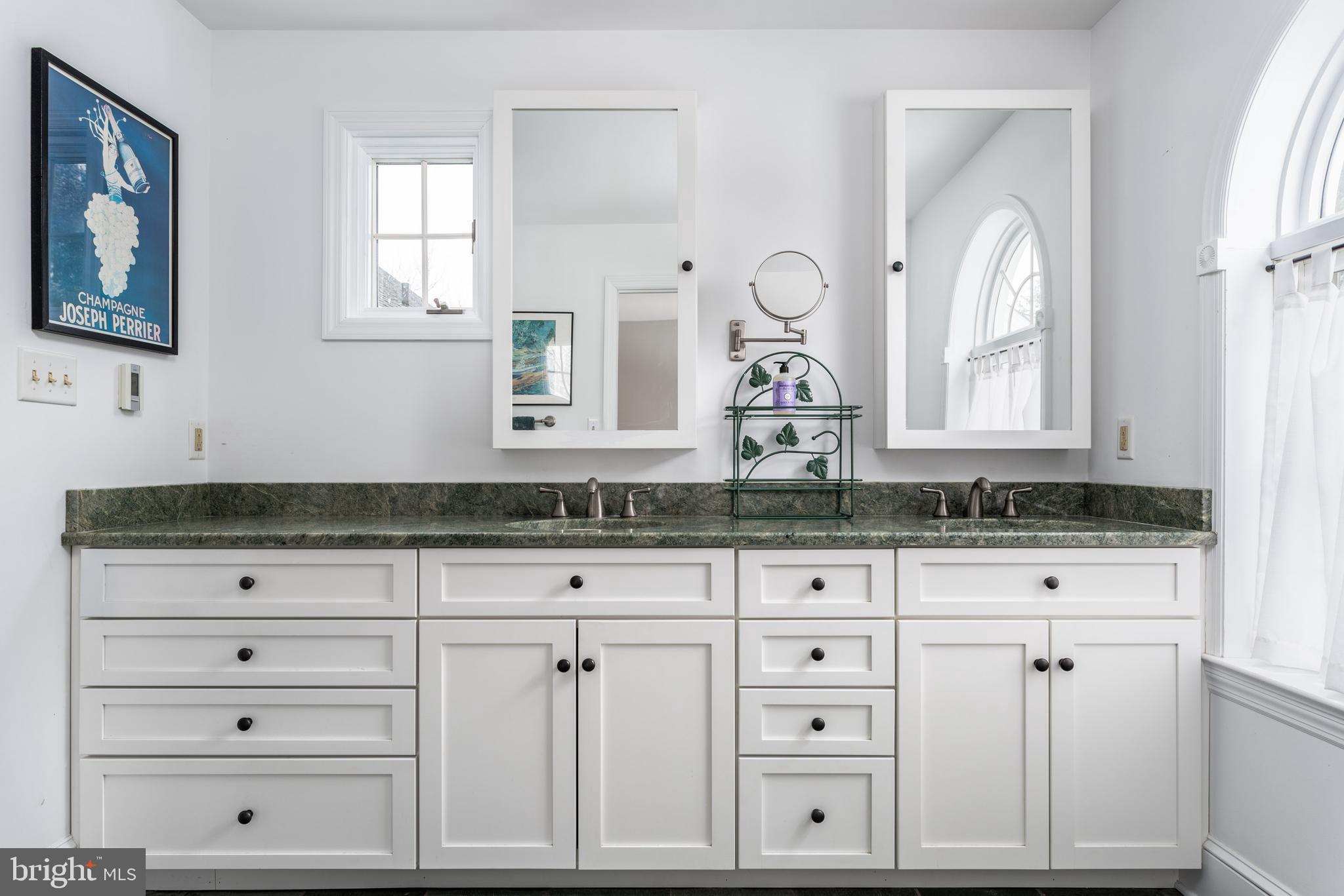 VALLEY CREEK FARM - Residential