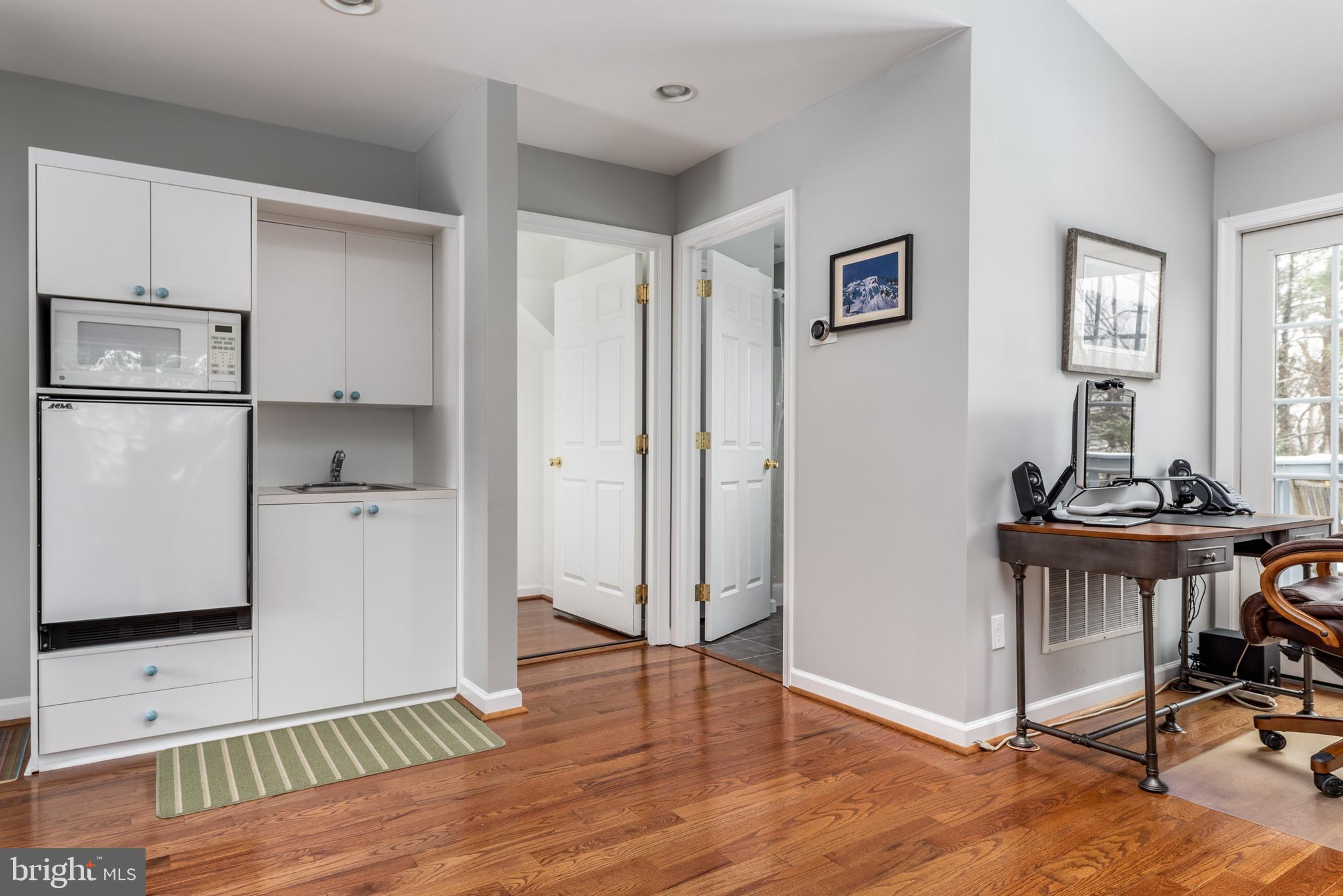 VALLEY CREEK FARM - Residential