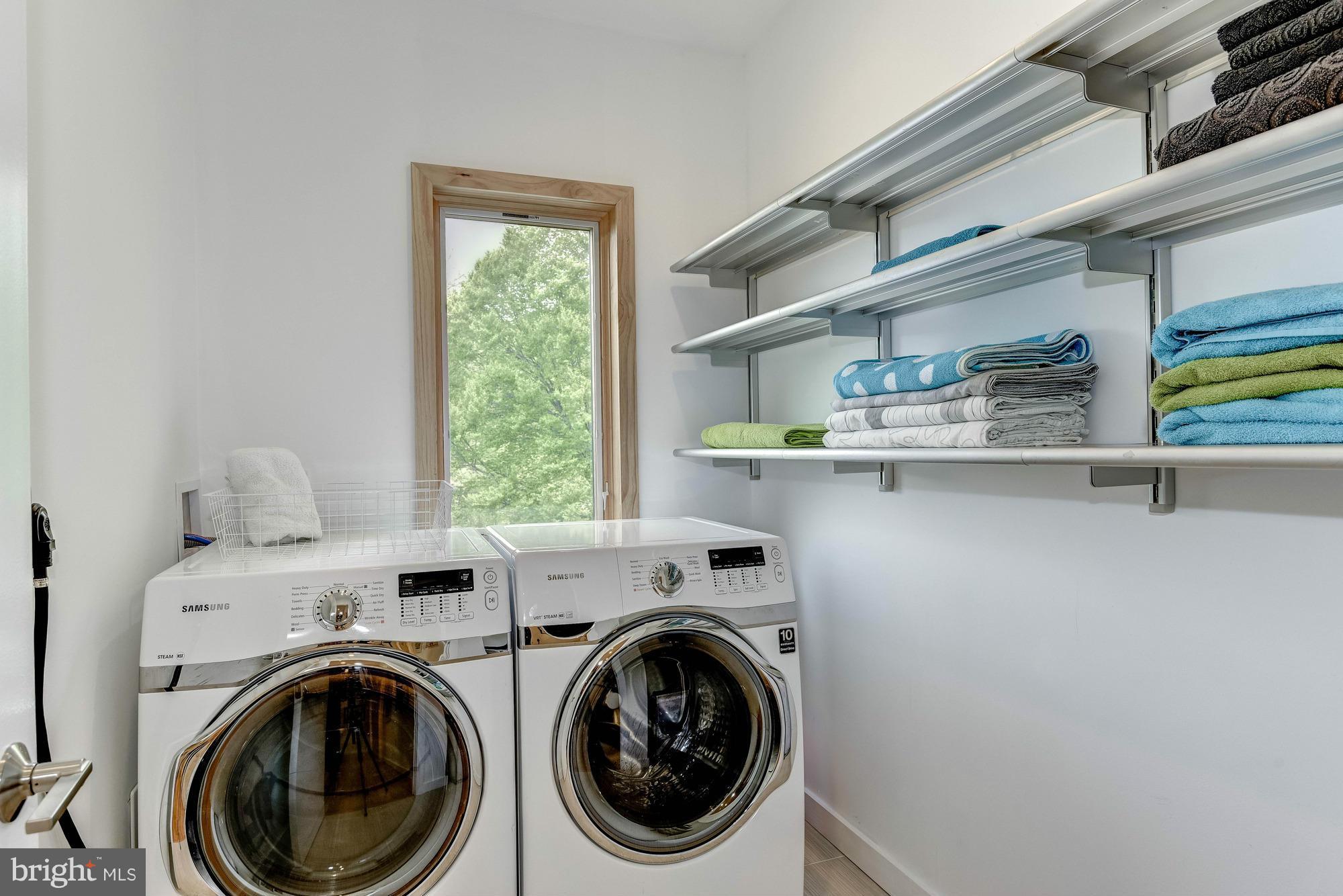 BURNING TREE VALLEY - Residential