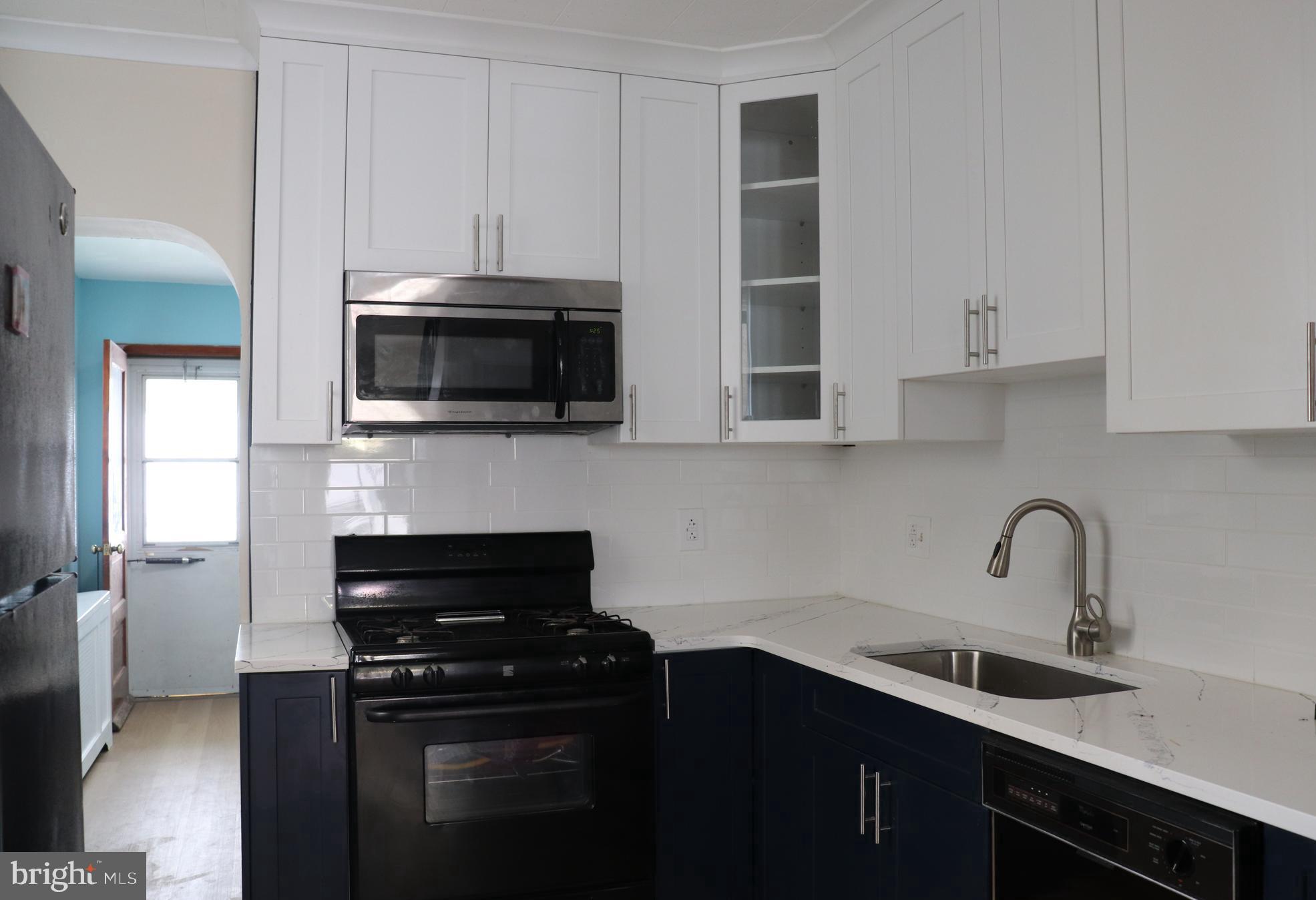 PORT RICHMOND - Residential