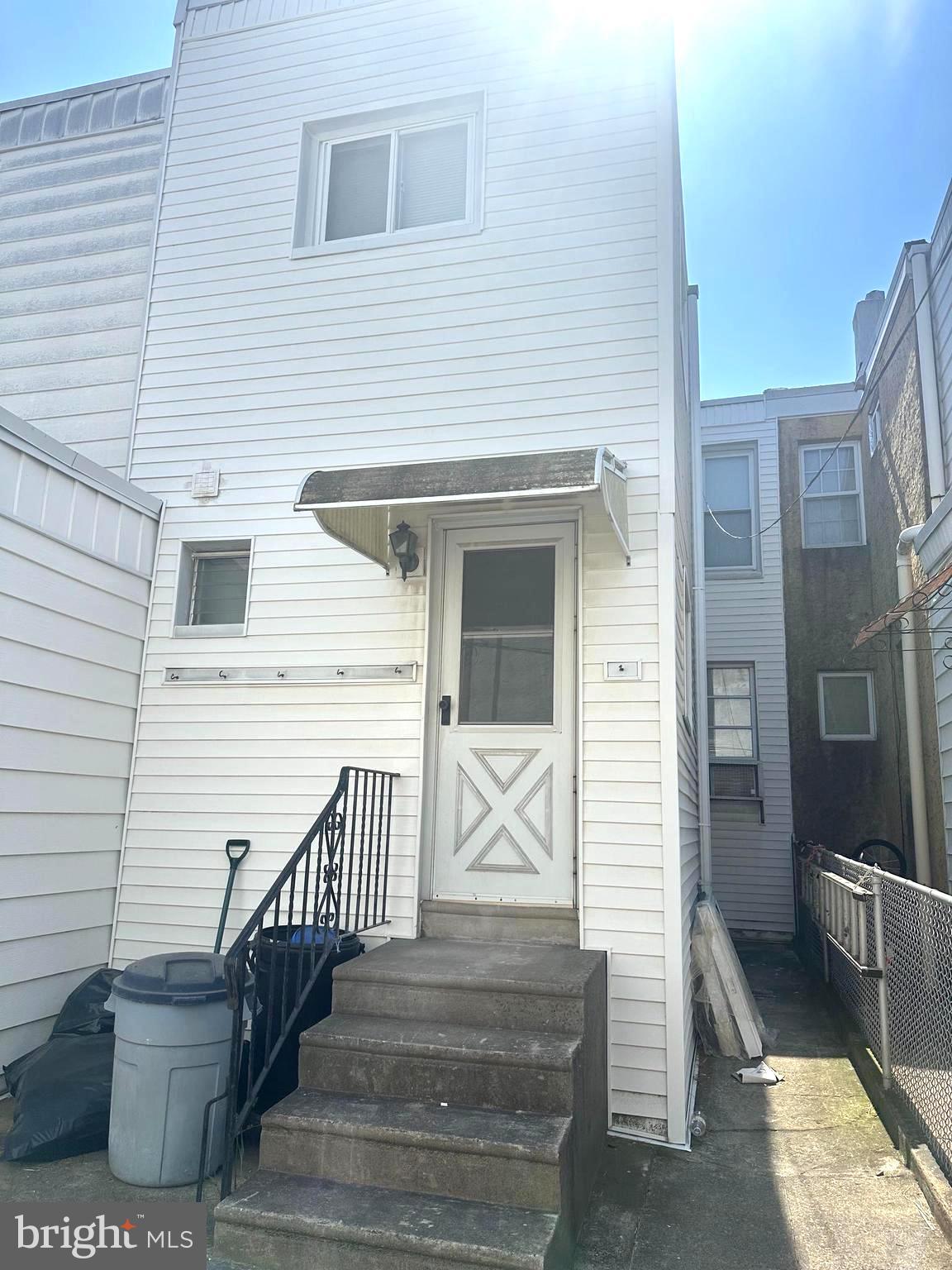 PORT RICHMOND - Residential