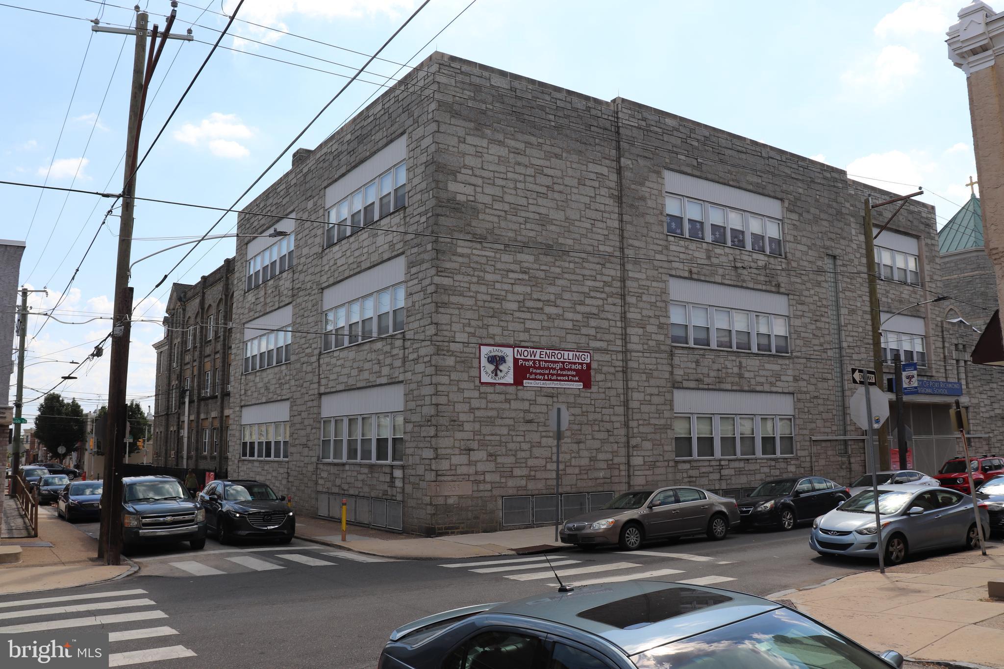 PORT RICHMOND - Residential