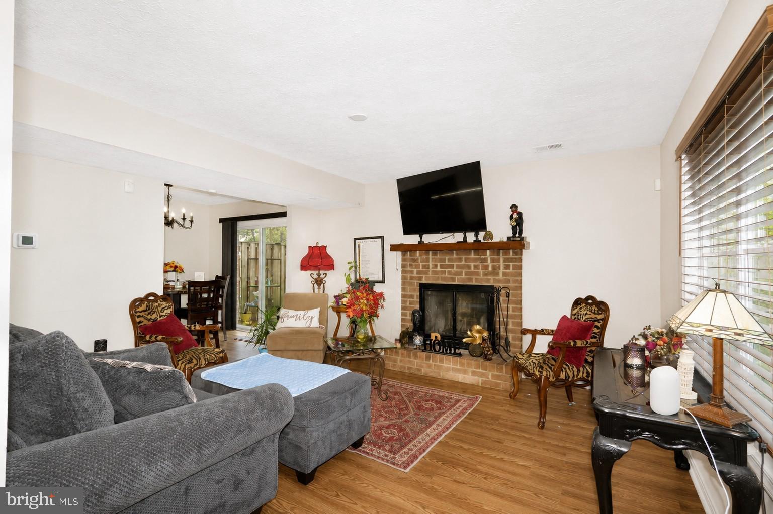 5135 SHAWE PLACE B 14-KR