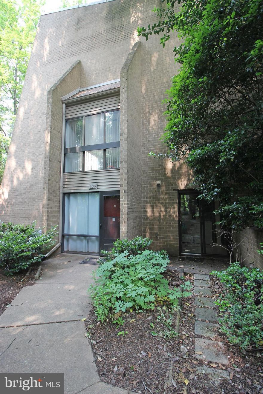 Gorgeous 2 Bedroom 2 Bath Condo in Reston! Entering this amazing space you are welcomed by the stunning hardwood flooring found throughout. The dining room brings you in, featuring a stunning light fixture and leading you to the spacious living room. Here you will find ceramic flooring, ample natural light & access to the spacious patio. The kitchen is next boasting ample cabinet space & great counter space. The bedrooms round out this amazing space each with stunning flooring, generous closet space & ample natural light. With access to 496 & 66 and located minutes from Tysons Corner & Downtown, this space couldn't be in a better location. Available now!