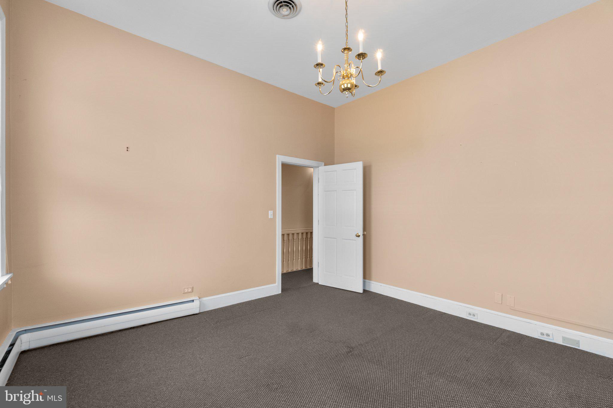 DOWNTOWN WESTMINSTER - Commercial Sale