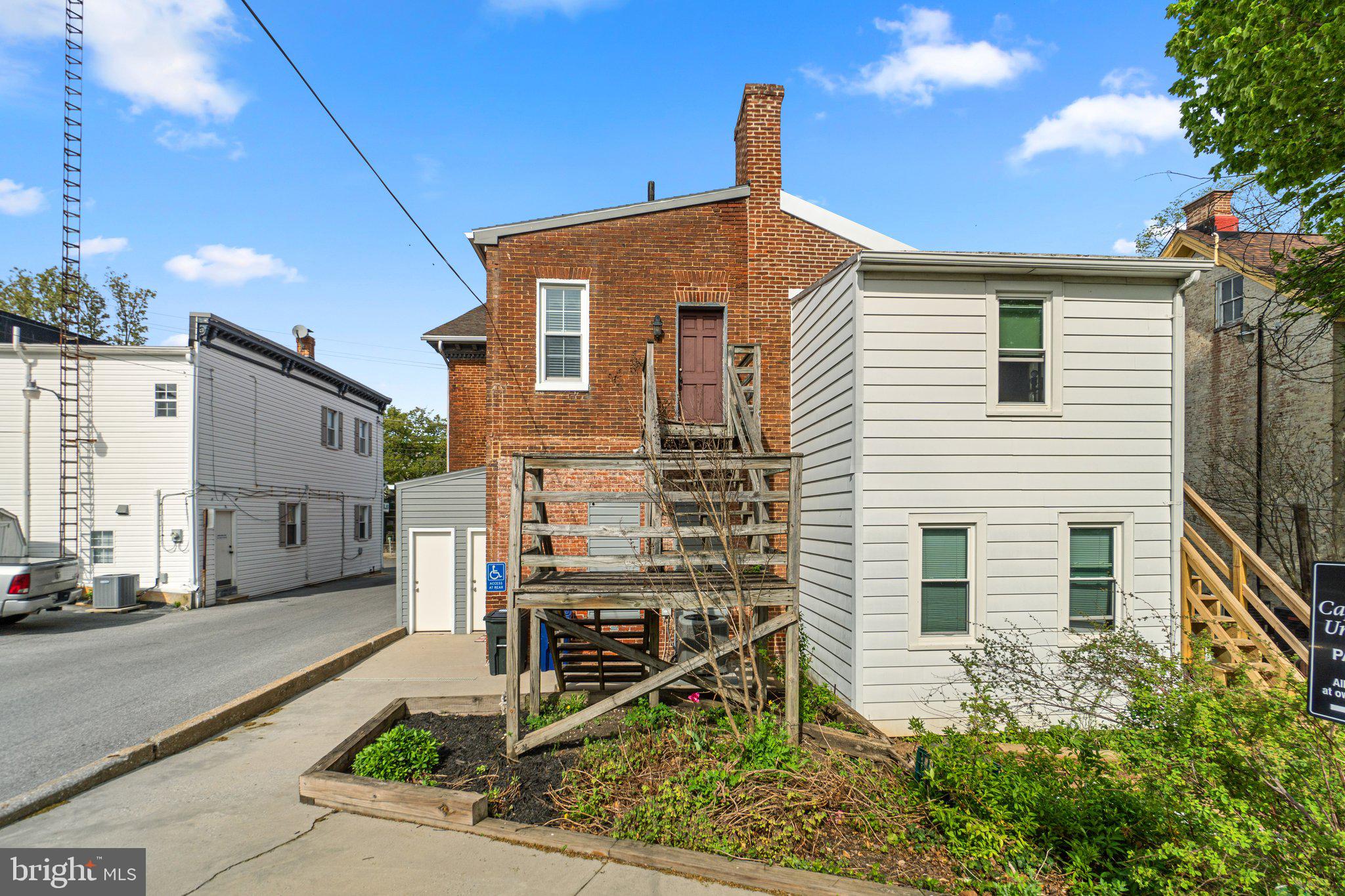 DOWNTOWN WESTMINSTER - Commercial Sale