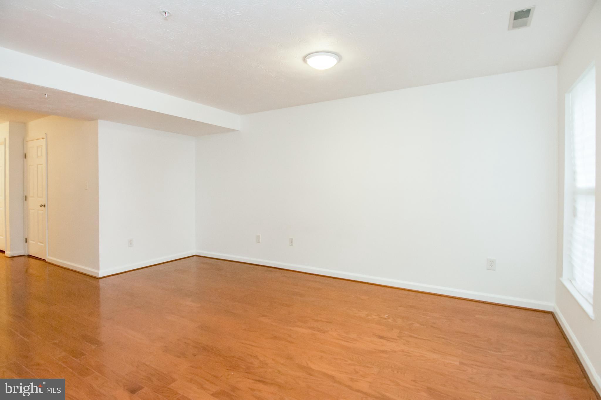 RUSSETT - Residential