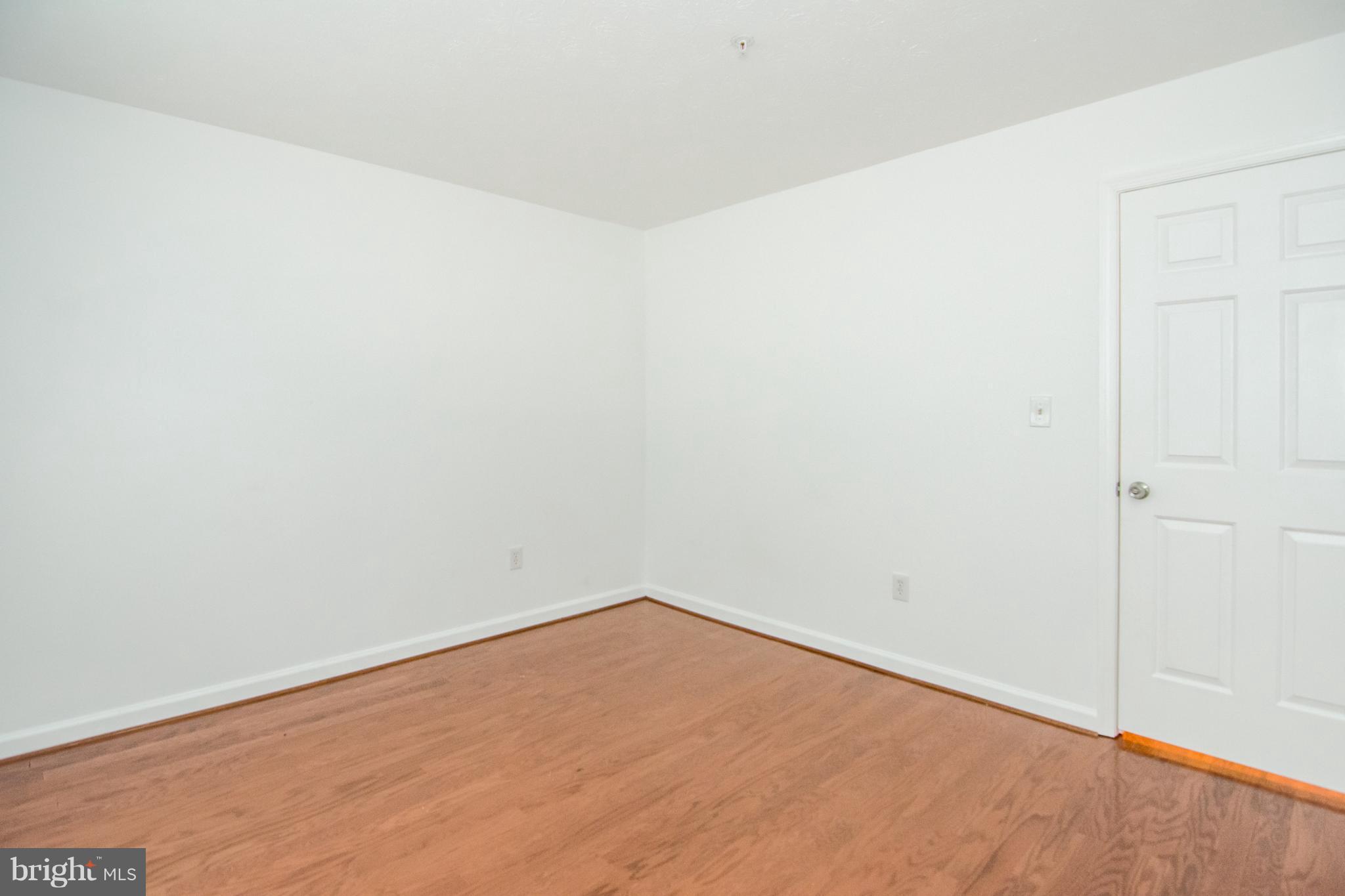 RUSSETT - Residential