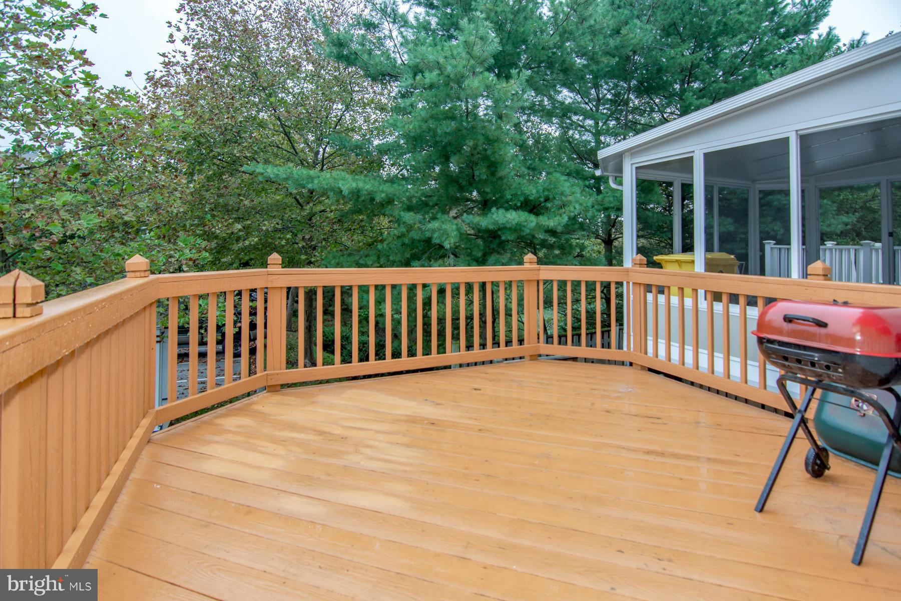 RUSSETT - Residential