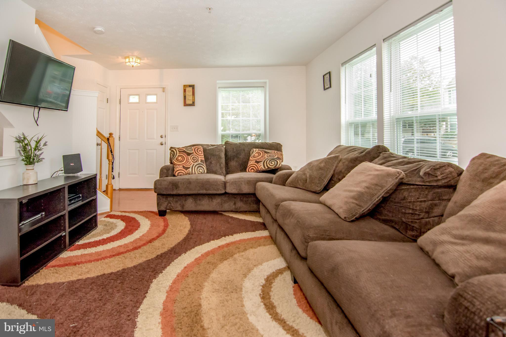 RUSSETT - Residential