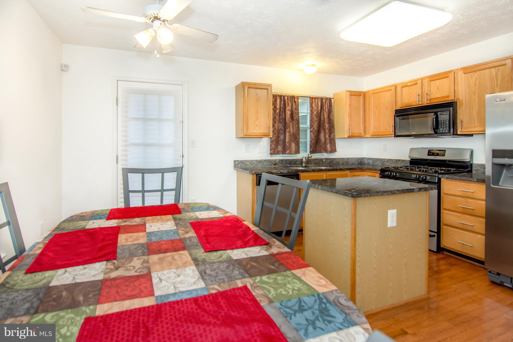 RUSSETT - Residential