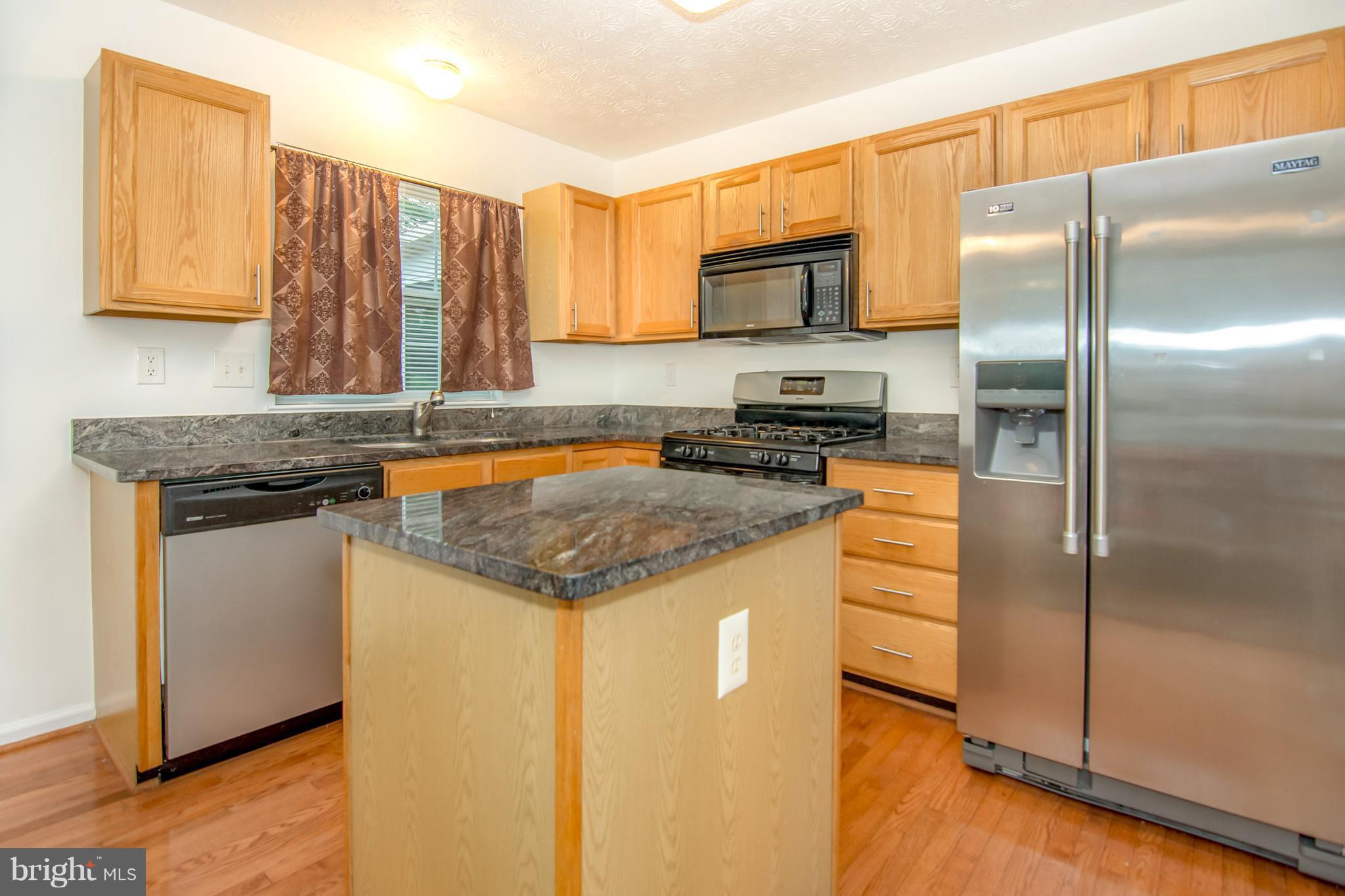 RUSSETT - Residential