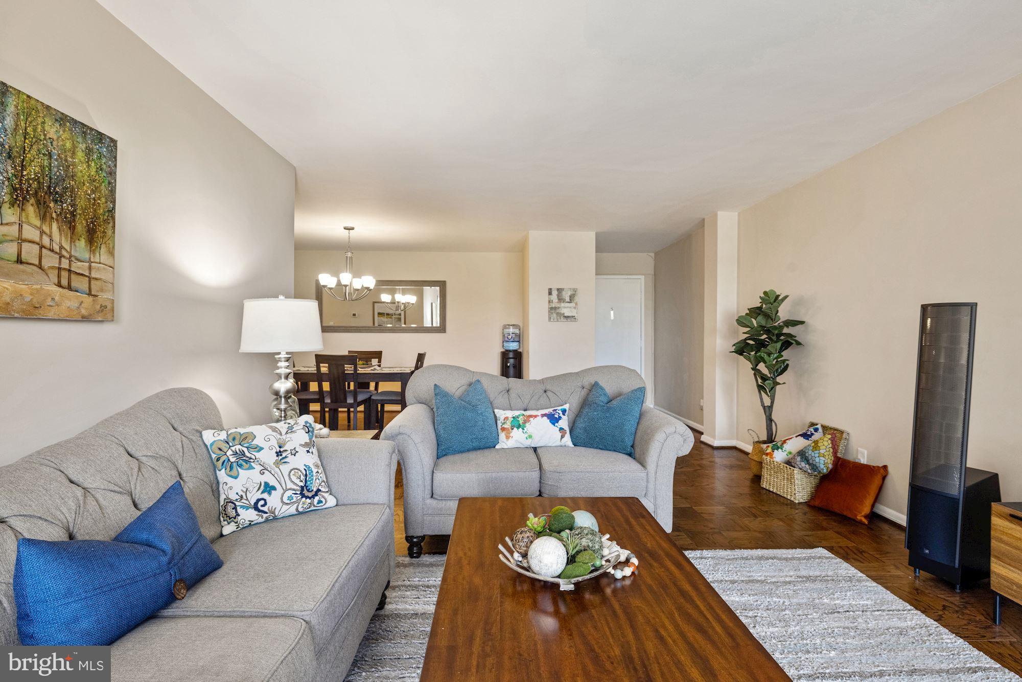 WHITEHALL - Residential