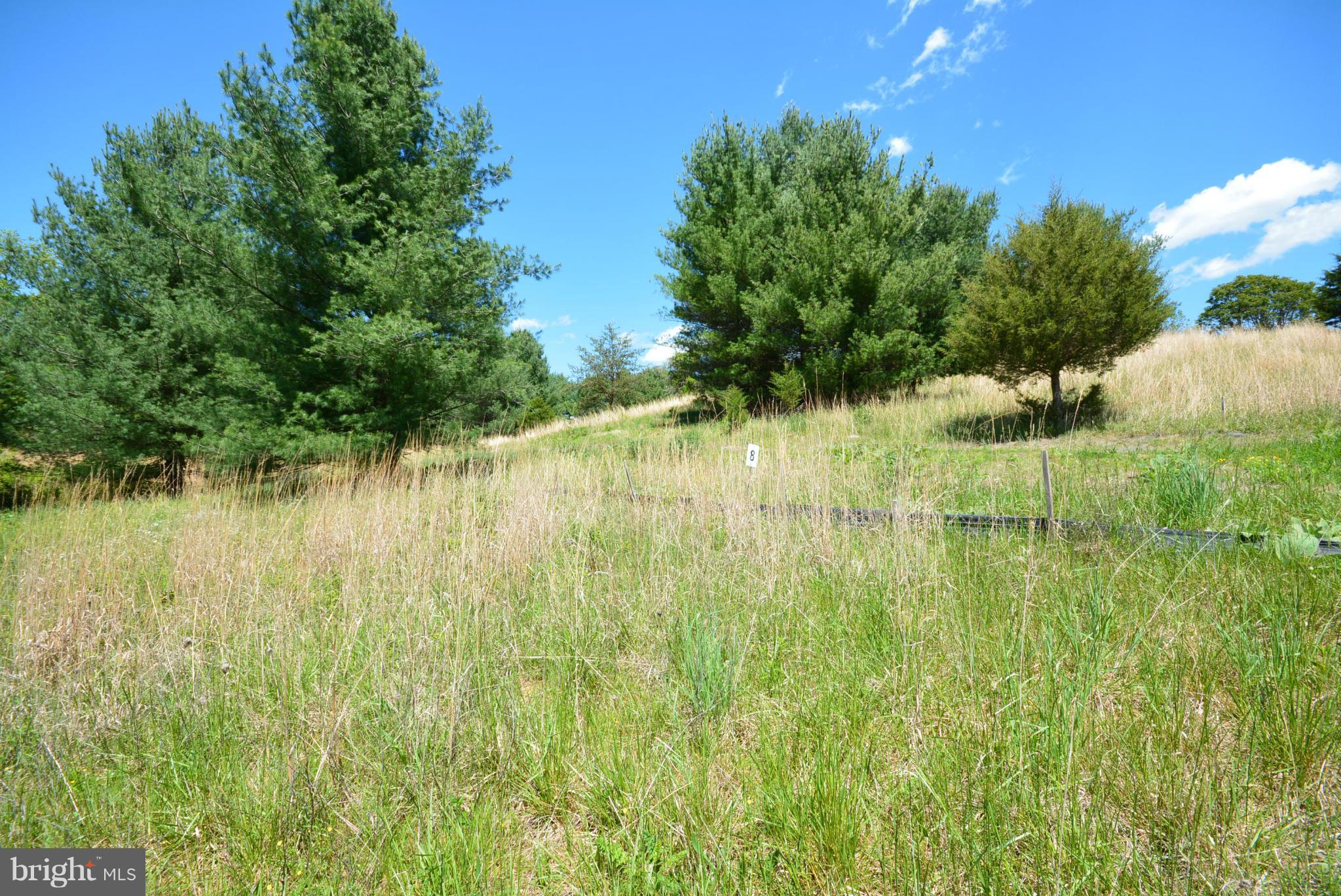 HOLIDAY PLANTATION - Land